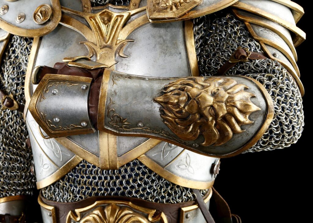 Особенности использования латуни при изготовлении доспехов